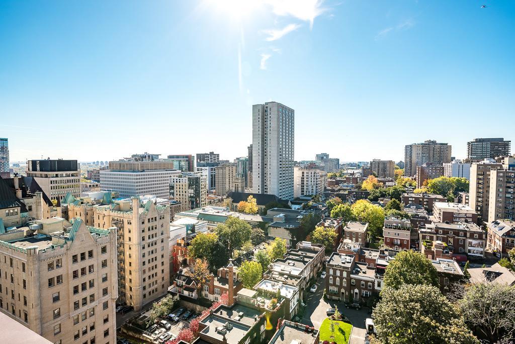 Luxurious Two Bedroom Condo Downtown Montreal Exterior foto